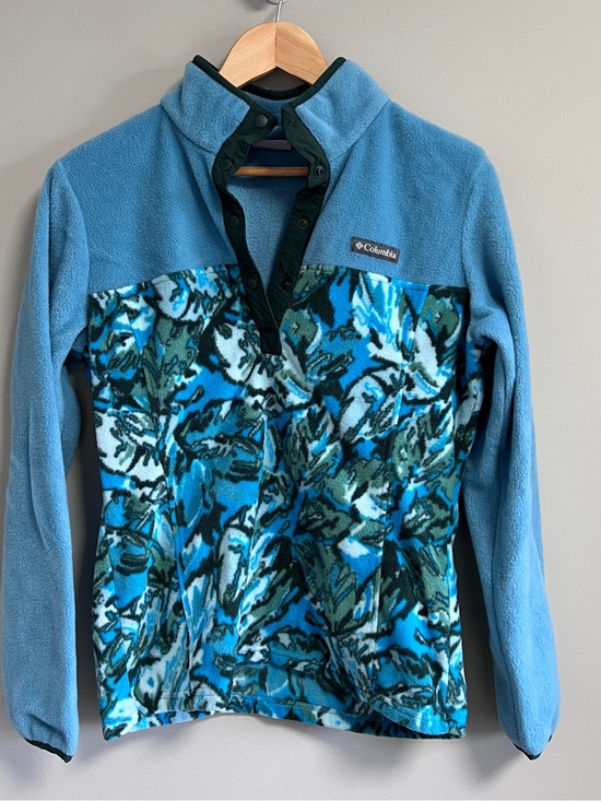 Columbia Sweaters - Columbia Blue and Teal Floral Fleece Snap Pullover